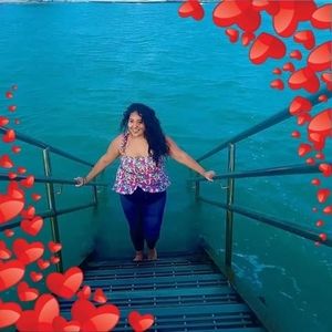 Meet your Posher, Mayra